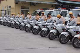 Chiêm ngưỡng dàn mô tô hiện đại vừa được trang bị của Cảnh sát giao thông Công an Hà Nội 