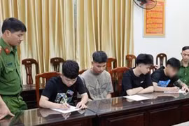 Tạm giữ hình sự nhóm thanh niên gây rối trật tự công cộng