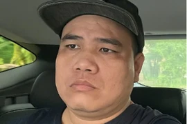 Công an xã Nội Bài bắt đối tượng đánh tráo điện thoại cũ lấy mới