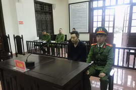 Vi phạm quy định khi tham gia giao thông đường bộ, một người nước ngoài bị xử phạt 40 triệu đồng