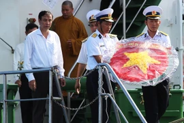 Xúc động Lễ tưởng niệm các chiến sĩ hy sinh ở Trường Sa