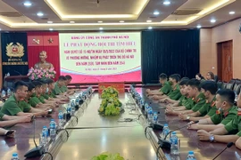 Đoàn viên, thanh niên Công an Thủ đô hưởng ứng Hội thi tìm hiểu Nghị quyết 15 về phát triển Thủ đô