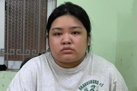 Tạm giữ thiếu nữ mua bán cần sa qua mạng xã hội 