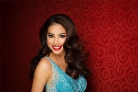 Phạm Hương trượt top 15 Hoa hậu Hoàn vũ 2015