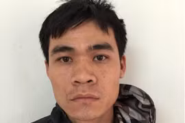 Nửa đêm, nhân viên quay lại cửa hàng phá két trộm tài sản