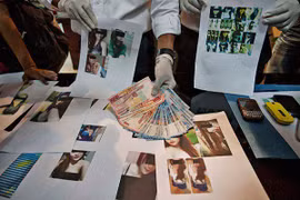 Phá đường dây mại dâm có sự tham gia của bé trai 13 tuổi 