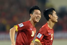 Thắng Lào 3-0, Việt Nam rộng cửa vào bán kết