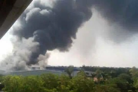 Hà Nội: Cháy lớn tại kho trong cụm công nghiệp Ngọc Hồi