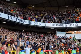 Tottenham sẽ có sân đấu mới vào năm 2017