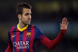Fabregas tự nhận chưa đủ "tầm" thay thế Xavi