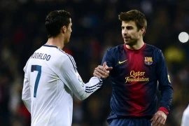 Pique: Đừng nghe kẻ xấu, Ronaldo là người tốt