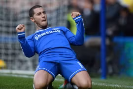 Hazard suýt chút nữa bị vỡ mắt cá chân