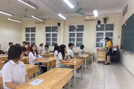 Học sinh xúc phạm giáo viên có thể bị cách ly tạm thời, chuyển sang cơ sở chuyên biệt