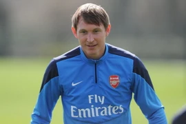 Kallstrom bối rối khi biết mình gia nhập Arsenal