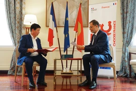 Quỹ Hy Vọng ký kết tài trợ dự án kỷ niệm 70 năm chiến thắng Điện Biên Phủ 