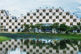 Nhiều học sinh THPT Hà Nội từng trải nghiệm tại ĐH FPT hồi hộp chờ xét nghiệm Covid-19