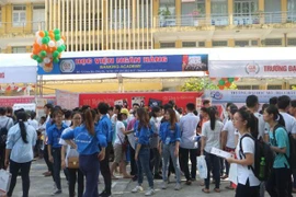 Học phí đại học tăng đồng loạt, Bộ GD-ĐT lên tiếng