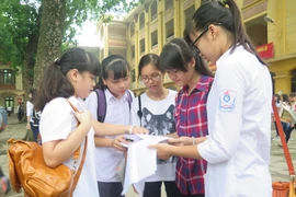 Đáp án gợi ý môn tiếng Anh thi lớp 10 Hà Nội