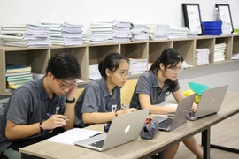 Trường tư giảm mạnh học phí vì dịch bệnh Covid-19