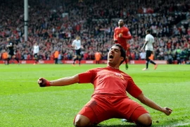 Khoảnh khắc khóc - cười của bóng đá thế giới tuần qua