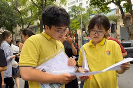 Thứ trưởng Bộ GD-ĐT: Đề thi tốt nghiệp không vượt quá chương trình