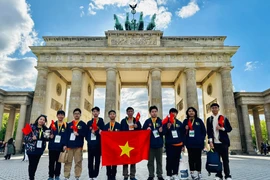 Học sinh Hà Nội đoạt 5 huy chương Vàng Olympic Toán quốc tế