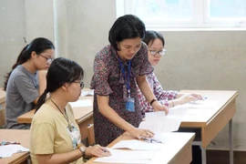 Băn khoăn trách nhiệm giám thị khi thí sinh trường chuyên trượt tốt nghiệp vì ngủ quên trong phòng thi