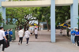 Bắt đầu kỳ thi tốt nghiệp THPT: Cả nước có 38 thí sinh F0 dự thi