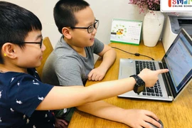 Trường học trực tuyến hướng tới 1 triệu học sinh theo học 