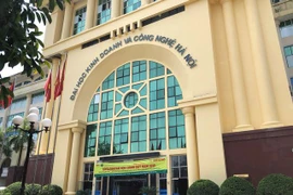 Chấn chỉnh công tác tuyển sinh văn bằng 2 ngành ngôn ngữ Anh trường Kinh doanh và Công nghệ Hà Nội