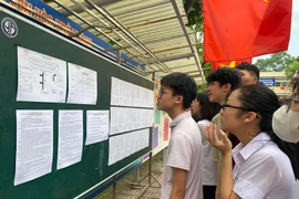 Hôm nay, thí sinh tra cứu điểm thi vào lớp 10 Hà Nội 