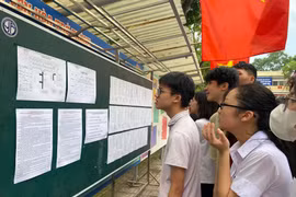 Hôm nay, thí sinh tra cứu điểm thi vào lớp 10 Hà Nội 