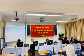 Hà Nội yêu cầu triển khai thu học phí, các khoản thu khác không dùng tiền mặt