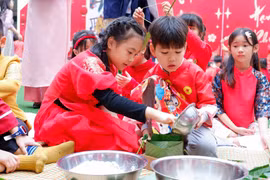 Trường học chủ động chăm sóc, bảo vệ sức khỏe cho học sinh khi thời tiết chuyển rét