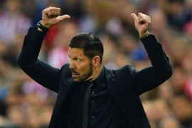 Xavi và Iniesta bị ép "không có thời gian để nghĩ”