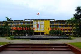 Hiệu phó bị tố đạo văn: Sai phạm “chưa đến mức phải thu hồi học vị tiến sĩ”