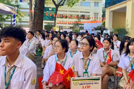 Tuyển sinh lớp 10 năm 2026: Trường tư không được yêu cầu nộp tiền giữ chỗ, đặt cọc 