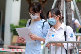 Điểm chuẩn khối Ngoại ngữ tăng gần 10 điểm so với năm 2020