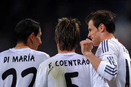 Barca tiếp tục vấp ngã, Real chiếm ngôi nhì bảng