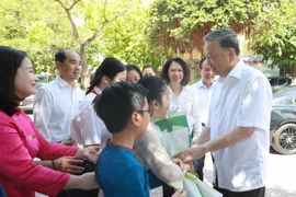 Tổng Bí thư Tô Lâm thăm các trường học đặc biệt của Hà Nội nhân ngày 1-6