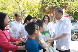 Tổng Bí thư Tô Lâm thăm các trường học đặc biệt của Hà Nội nhân ngày 1-6