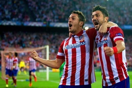 Atletico Madrid 1-0 Barcelona: Koke làm Barca vỡ mộng ăn ba