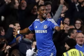 Eto'o im lặng trước nghi vấn khai gian tuổi