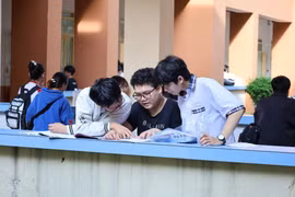 Thông tin sự cố 4 thí sinh thi đánh giá năng lực bị chậm giờ làm bài