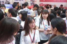 Điểm chuẩn đại học dự kiến năm nay cao đến đâu?