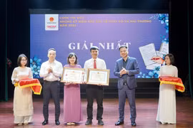 85.000 bài dự thi tạo nên bức tranh muôn màu sắc về những thầy cô giáo tài năng