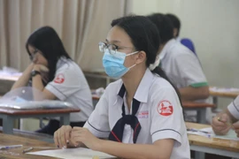 TP.HCM đề xuất mở cửa trường học ở vùng xanh, không vận động các khoản thu hỗ trợ