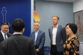 Nguyên Thứ trưởng Bộ Công thương thử sức trong lĩnh vực giáo dục