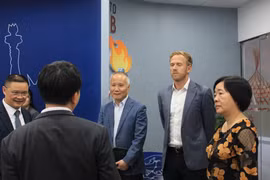 Nguyên Thứ trưởng Bộ Công thương thử sức trong lĩnh vực giáo dục