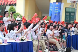 Học sinh Hà Nội được truyền cảm hứng từ những tấm gương về tinh thần học tập suốt đời